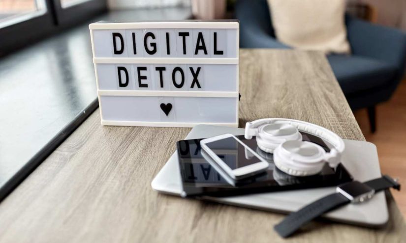 Digital Detox: How to Reduce Screen Time