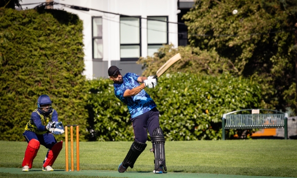 Watch-cricket-matches-on-your-phone-(Source-Google)
